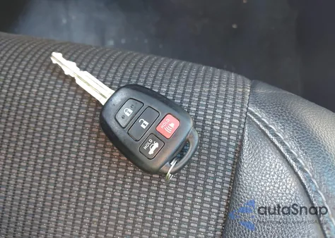 2016 Toyota Corolla S Plus z USA, uszkodzony, nr VIN 2T1BURHE1GC569358